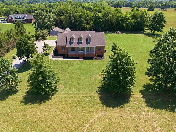 4th image of 2453 Big Springs Rd
