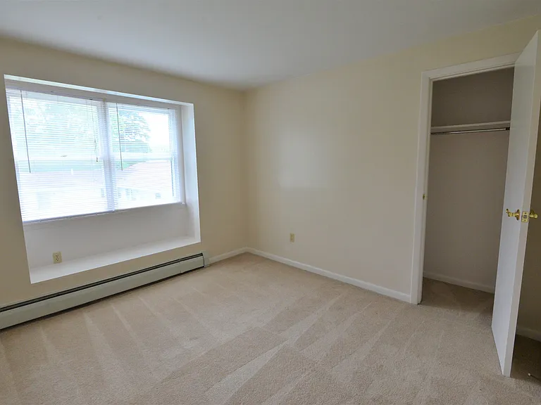 426 Winthrop Dr #9 — Photo 9