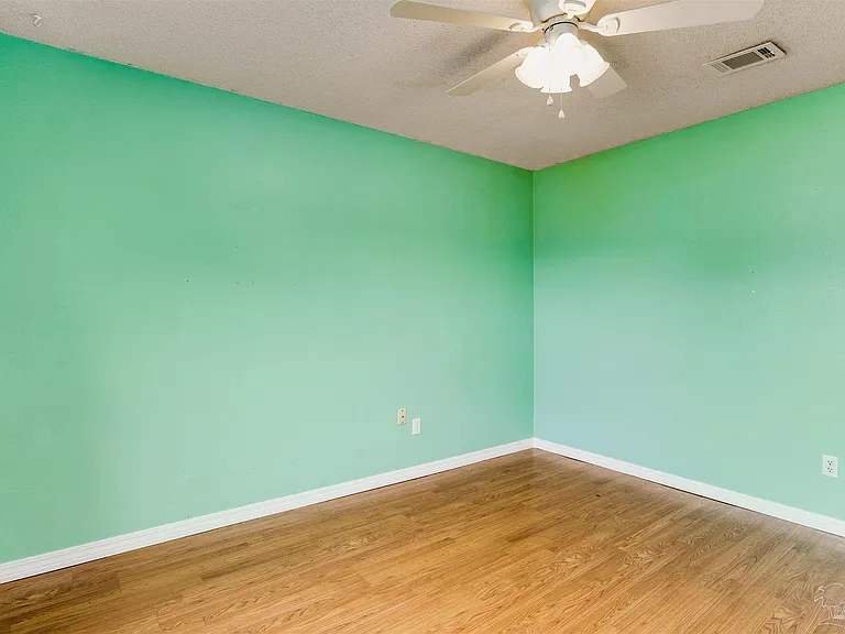 1545 Kitty Hawk Dr — Photo 24