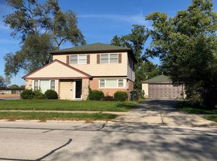 221 S Orchard Dr, Park Forest, IL 60466