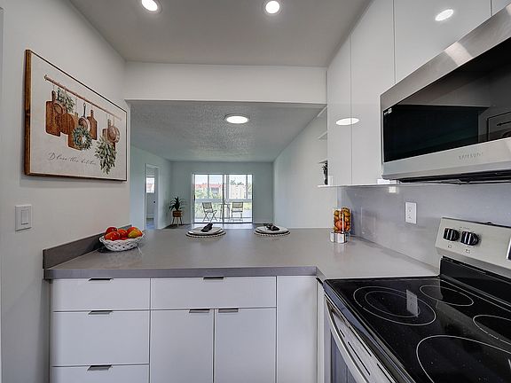 3rd image of 3051 Sunrise Lakes Drive E #303