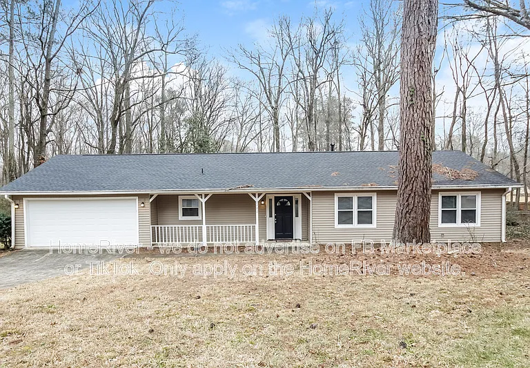 2482 Fairfield Ct SW — Photo 1