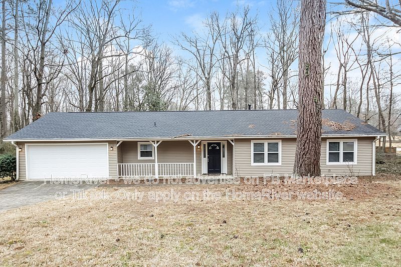 1st image of 2482 Fairfield Ct SW