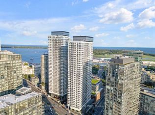 19 Bathurst St #2011, Toronto, ON M5V 0R9