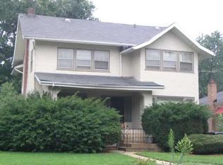 9860 S Winston Ave, Chicago, IL 60643