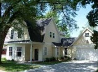 301 Crooked Rd, Bentonville, AR 72712