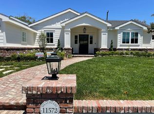 11572 Weatherby Rd, Los Alamitos, CA 90720