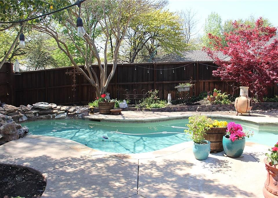1st image of 208 Norfolk Dr