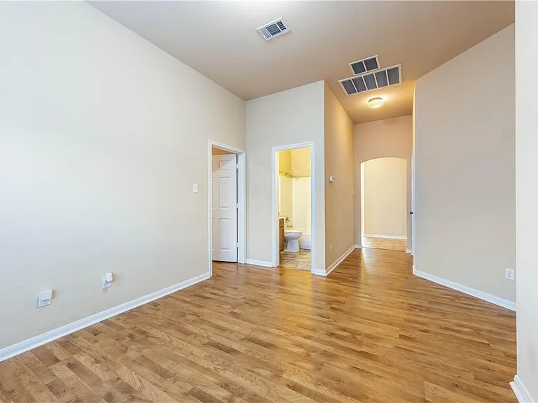 3509 Pine Needle Cir — Photo 24