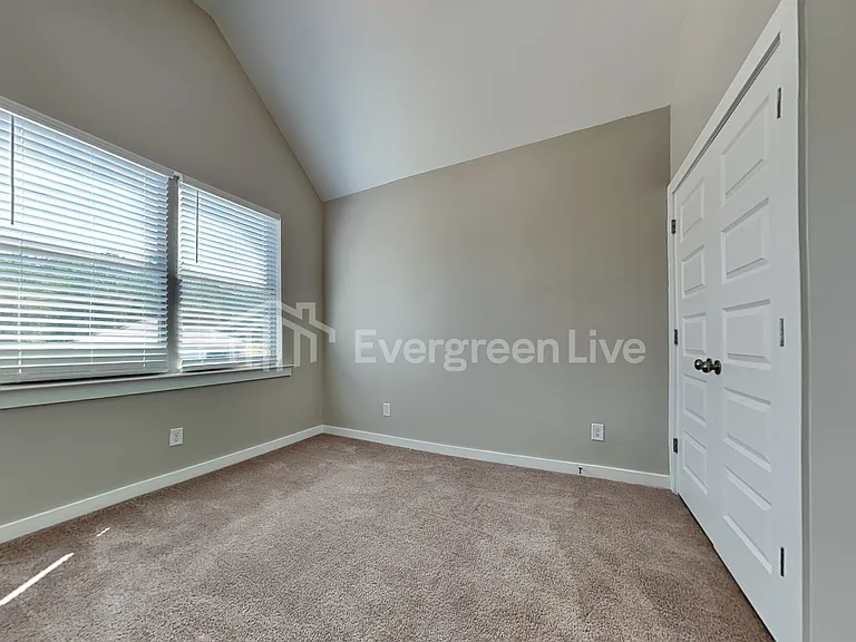 15661 Capstone Blvd — Photo 12