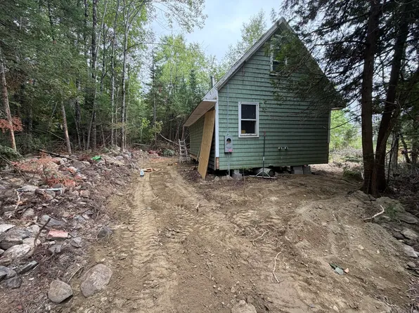 684 Lower Detroit Road, Plymouth, ME 04969
