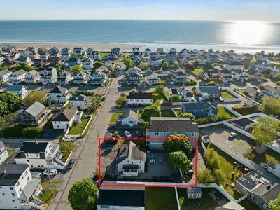 8 Malta St, Hull, MA, 02045