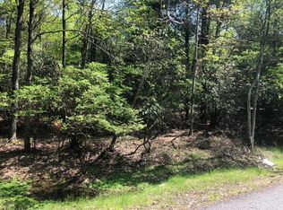 Lake Harmony Rd, Lake Harmony, PA 18624