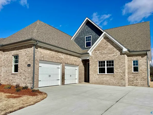 201 Camberly Cove Ln, Meridianville, AL 35759