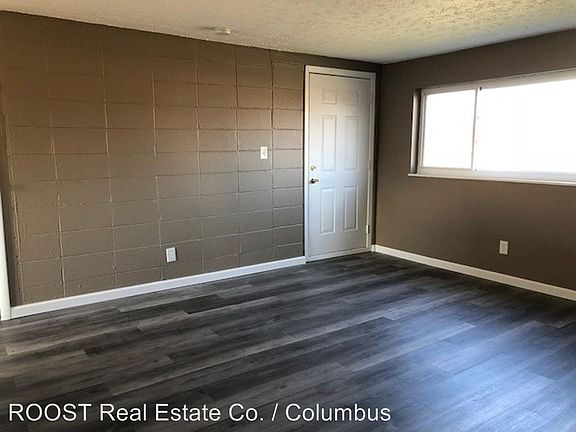 3rd image of 3605 Cushing Dr APT C