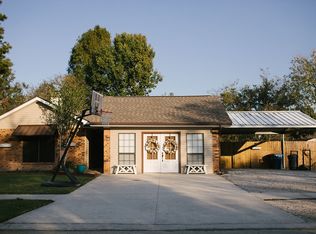 114 Saint James Dr, Lafayette, LA 70506