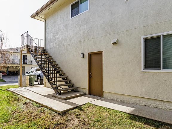 2nd image of 1159 Carlsbad Pl