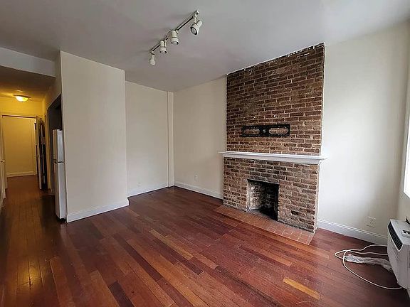 2nd image of 533 3rd Ave #4V