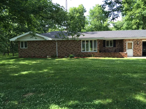 7782 E 1050th Ave, Robinson, IL 62454