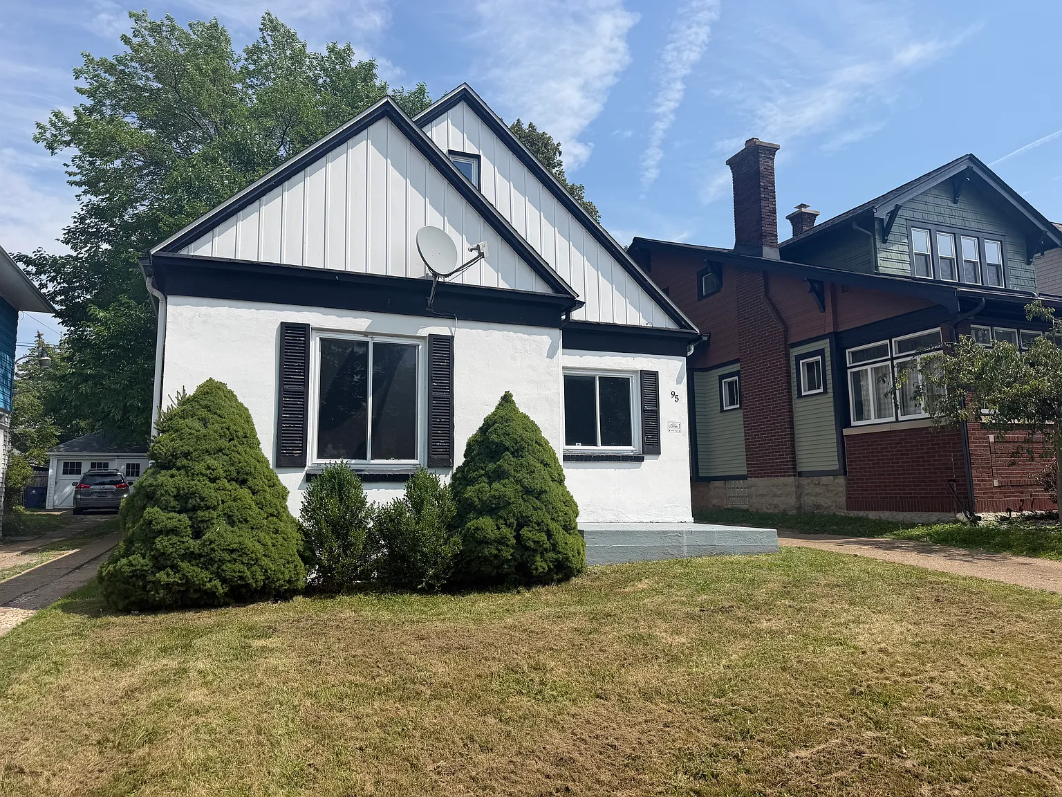 4 bed, 1.5 bath, 1066 sqft, $1,800 — Photo 1