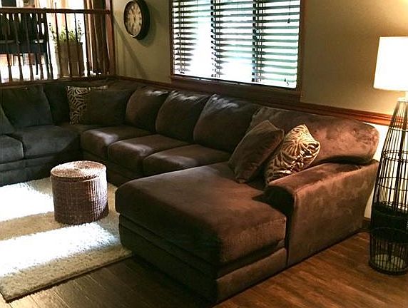 5th image of 15805 Pineview Dr