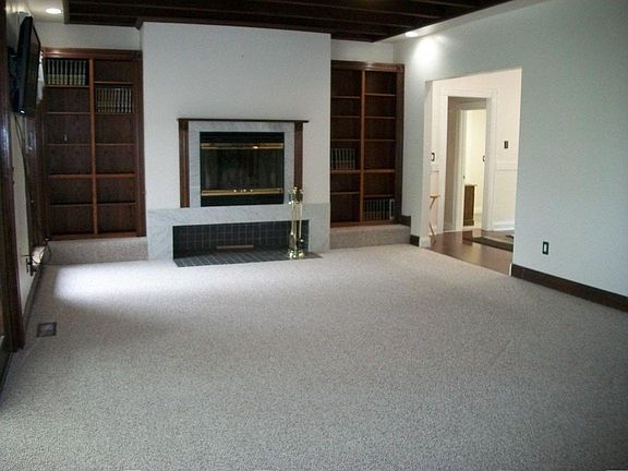 5th image of 10298 Deerhollow Dr