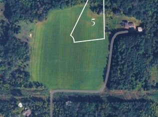 5 Glen Oaks Dr, River Falls, WI 54022
