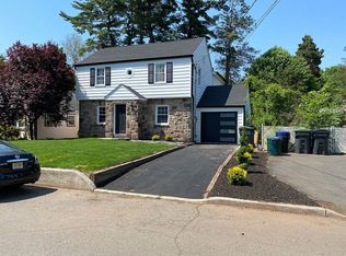 63 Tyson Pl, Bergenfield, NJ 07621