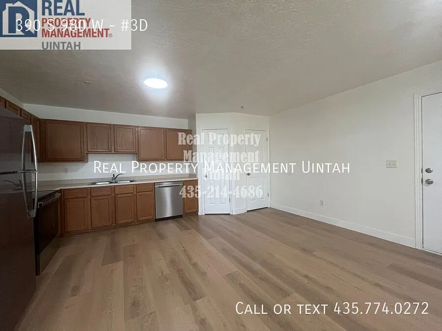 2 Bed 2 Bath Apartment Central Location in Vernal — Photo 3