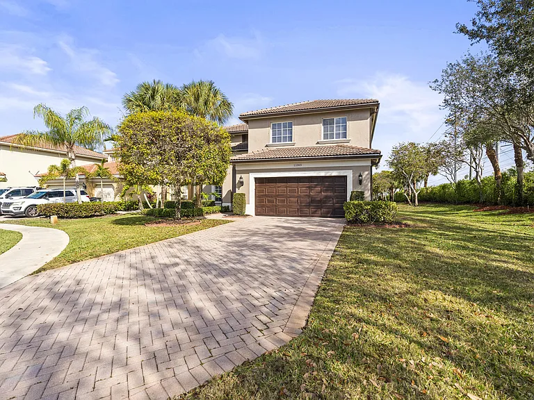 11065 Stone Creek St — Photo 1