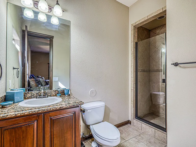 6459 Snowheights Ct — Photo 27
