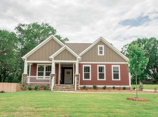 10 Rosecrest Ln, Simpsonville, SC 29680