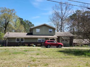 299 Maple Dr, Summerville, GA 30747
