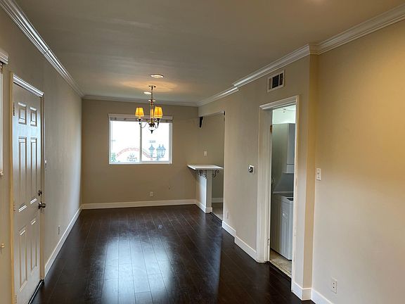 5th image of 11022 Aqua Vista St APT 23