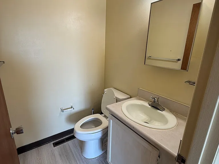 616 Talon St — Photo 12