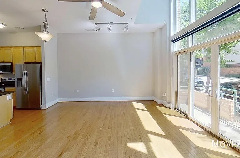 444 Blount St #106 — Photo 31