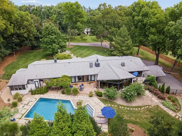 4301 Lillywood Rd, Nashville, TN 37205