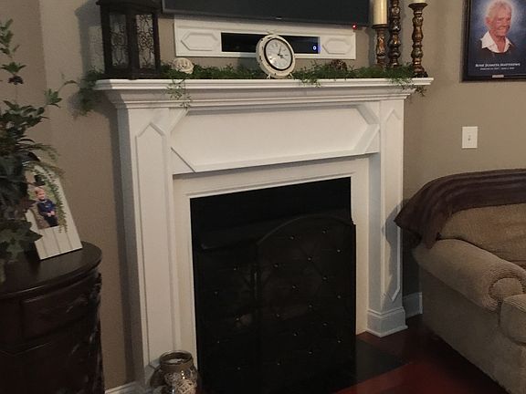 3rd image of 134 Kensington Dr SE