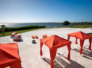 52 Cross Cir, Clearwater, FL 33764