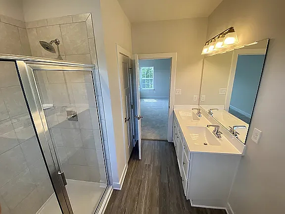 4701 Manor Crossing Pl — Photo 17