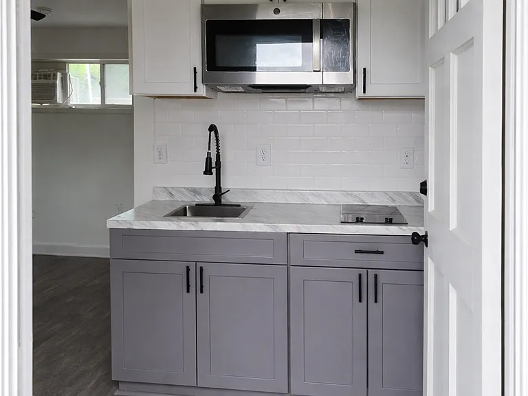 353 Park St — Photo 1