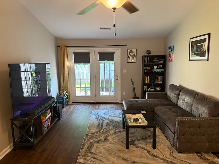 122 Karlie Ct — Photo 6