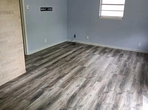 821 Oak St, Paris, TX 75460