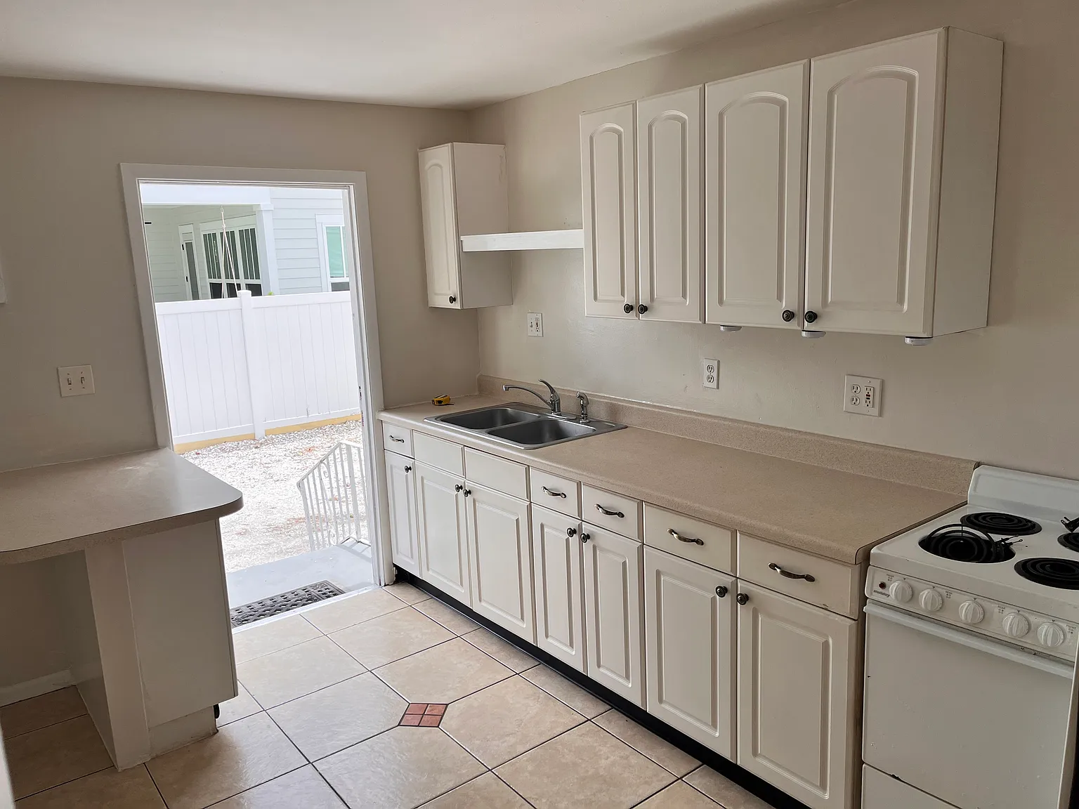1 bed, 800 sqft, $1,500 — Photo 4