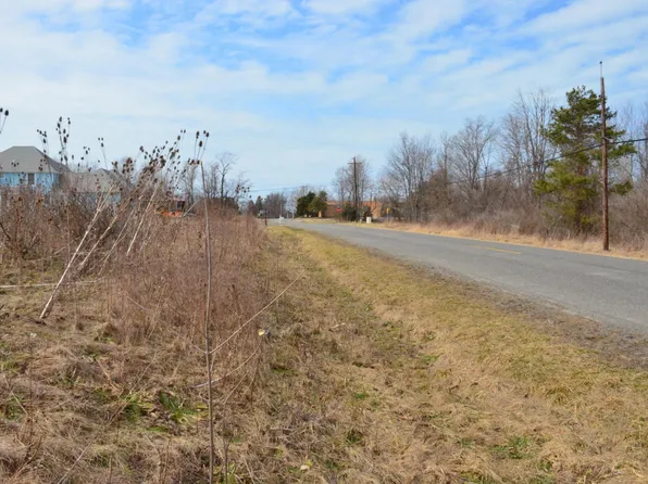 Zoschke Rd, Benton Harbor, MI 49022