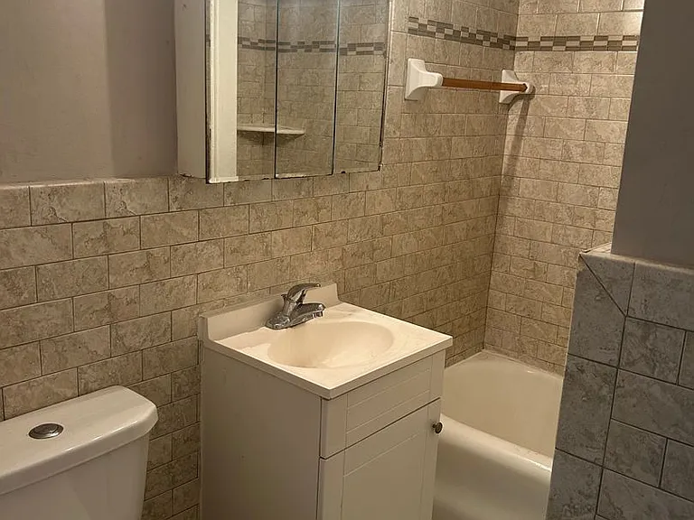 Bala Apartments — Photo 19