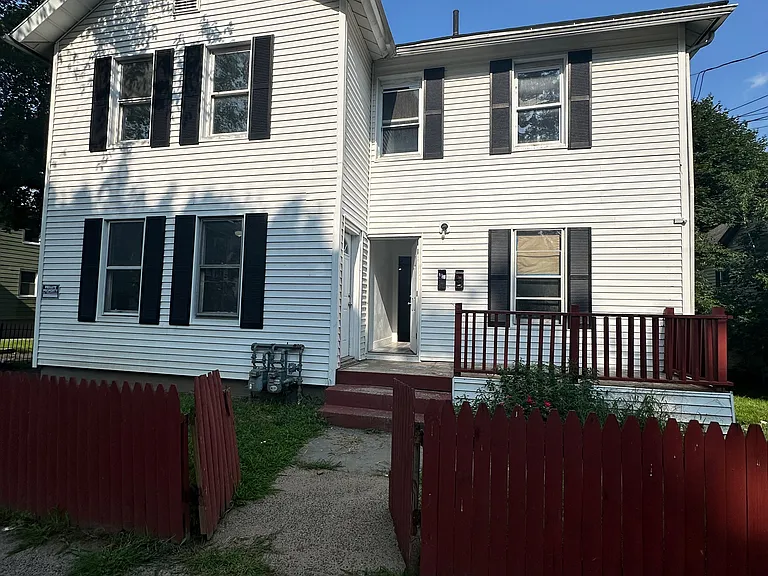 93 Tremont St #2 — Photo 21