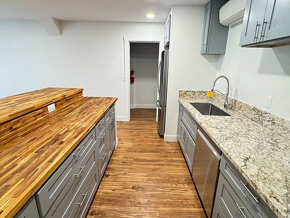 3rd image of 50-62 S 17th St