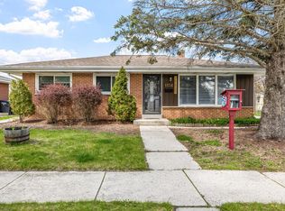 1156 Orchard Dr, Sheboygan, WI 53081