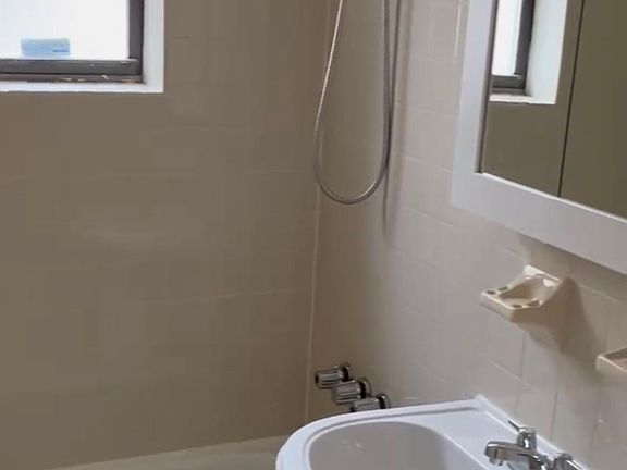 4th image of 7404 21st Ave #2